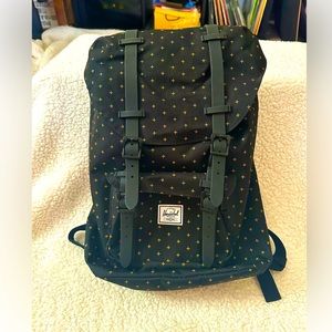 Herschel Supply Co. Little America MID VOLUME black and gold backpack